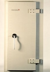 ����� IRFD-100